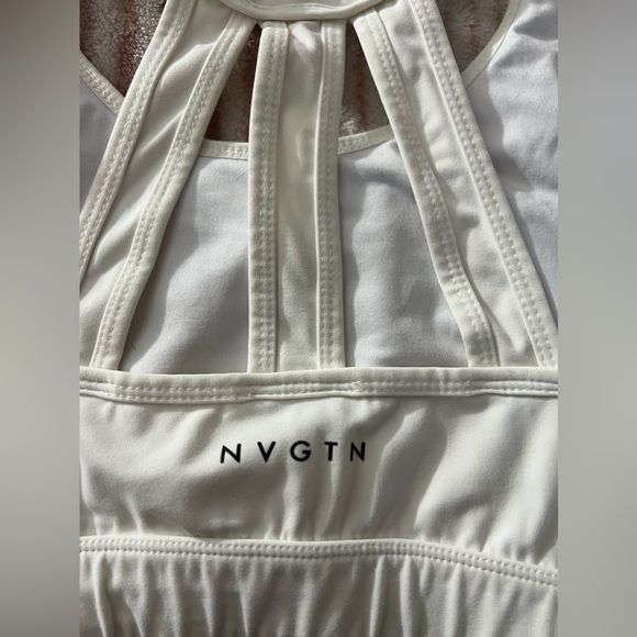 NVGTN Trio Sports Bra - Picture 4 of 5
